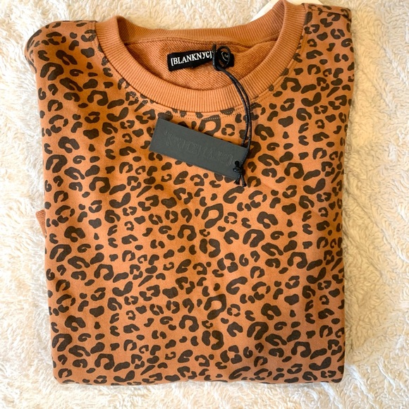 NWT 🐆 BlankNYC crop sweatshirt crewneck 🐆 - Picture 5 of 9